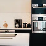 Arctic Circle Homes 罗瓦涅米