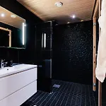 아파트 Arctic Circle Homes 로바니에미