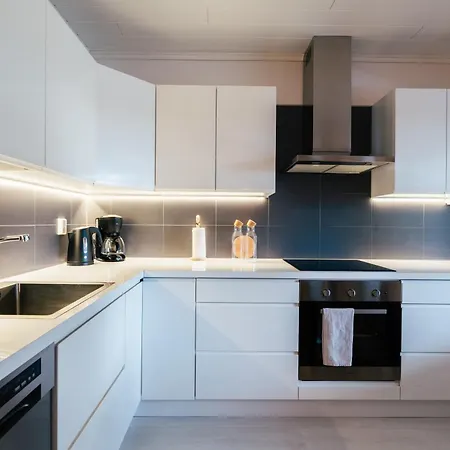Arctic Circle Homes * Rovaniemi