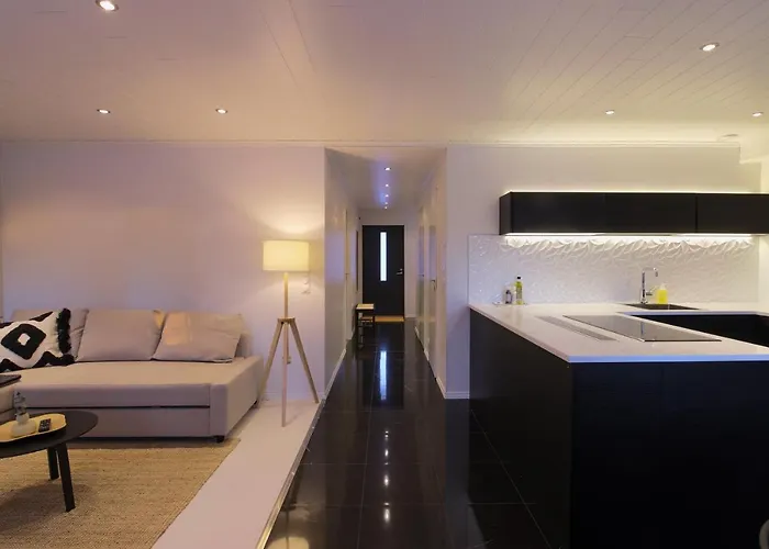 Arctic Circle Homes * Rovaniemi