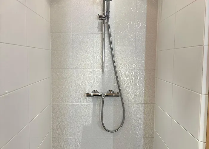 Arctic Circle Homes *