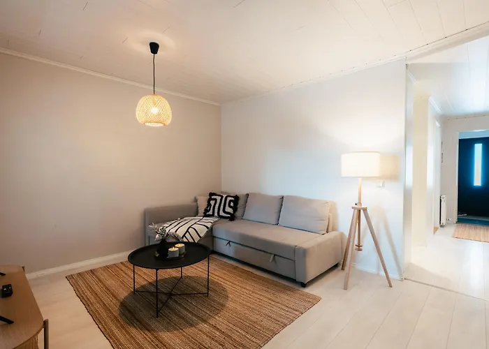 Arctic Circle Homes *